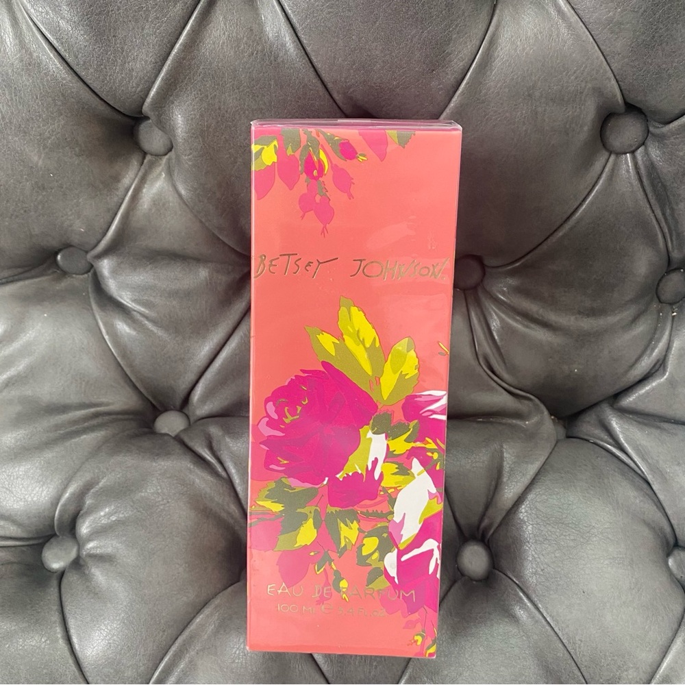 BETSEY JOHNSON PERFUME